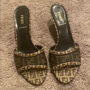 STUNNING ZUCCA FENDI sandals! Like new!!!